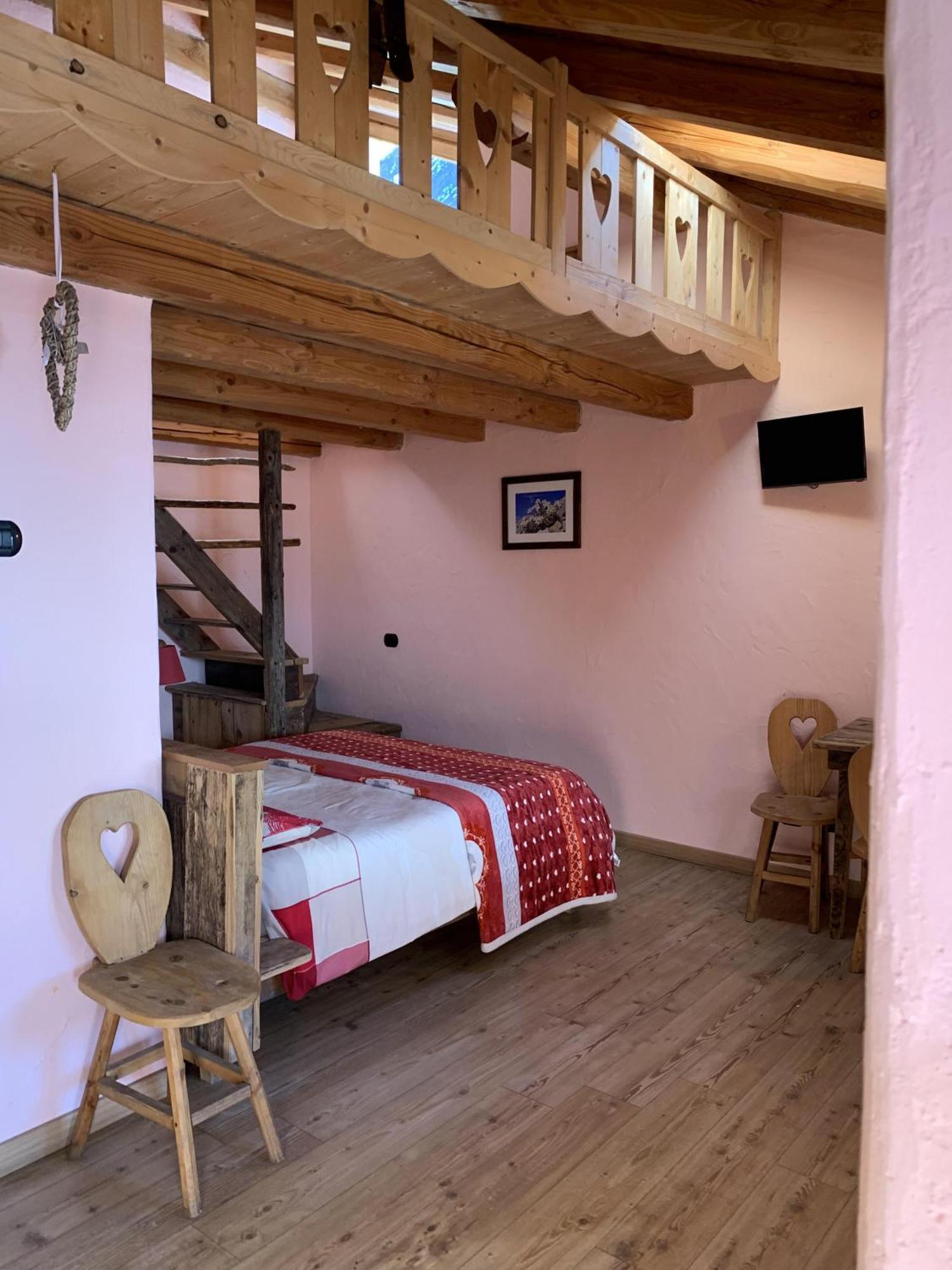 La Ferme Du Grand Paradis Cogne Pokój zdjęcie